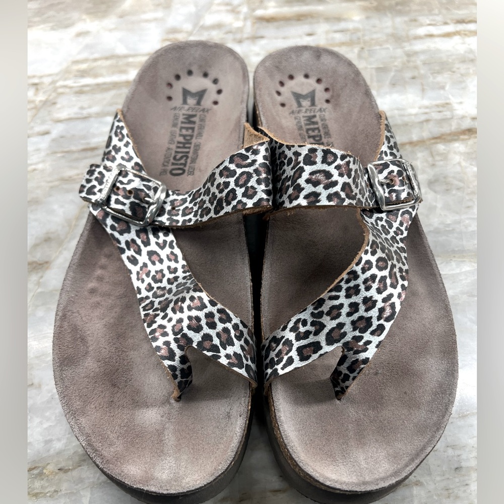 Mephisto women’s sandals. Size 38. EXCELLENT condition.